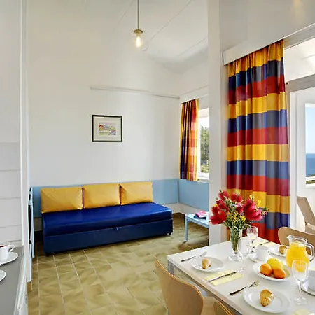 Hotel Lanterna Sunny By Valamar 2*