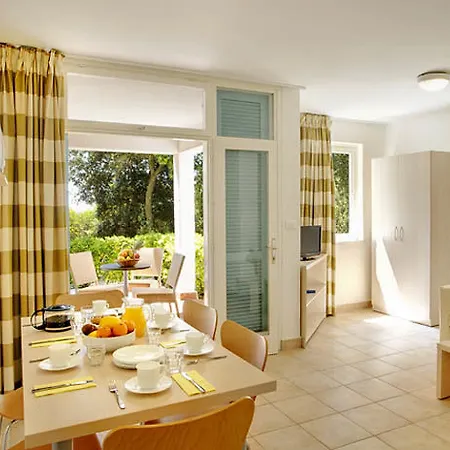 Lanterna Sunny By Valamar 2*