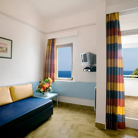 Lanterna Sunny By Valamar Hotel 2*